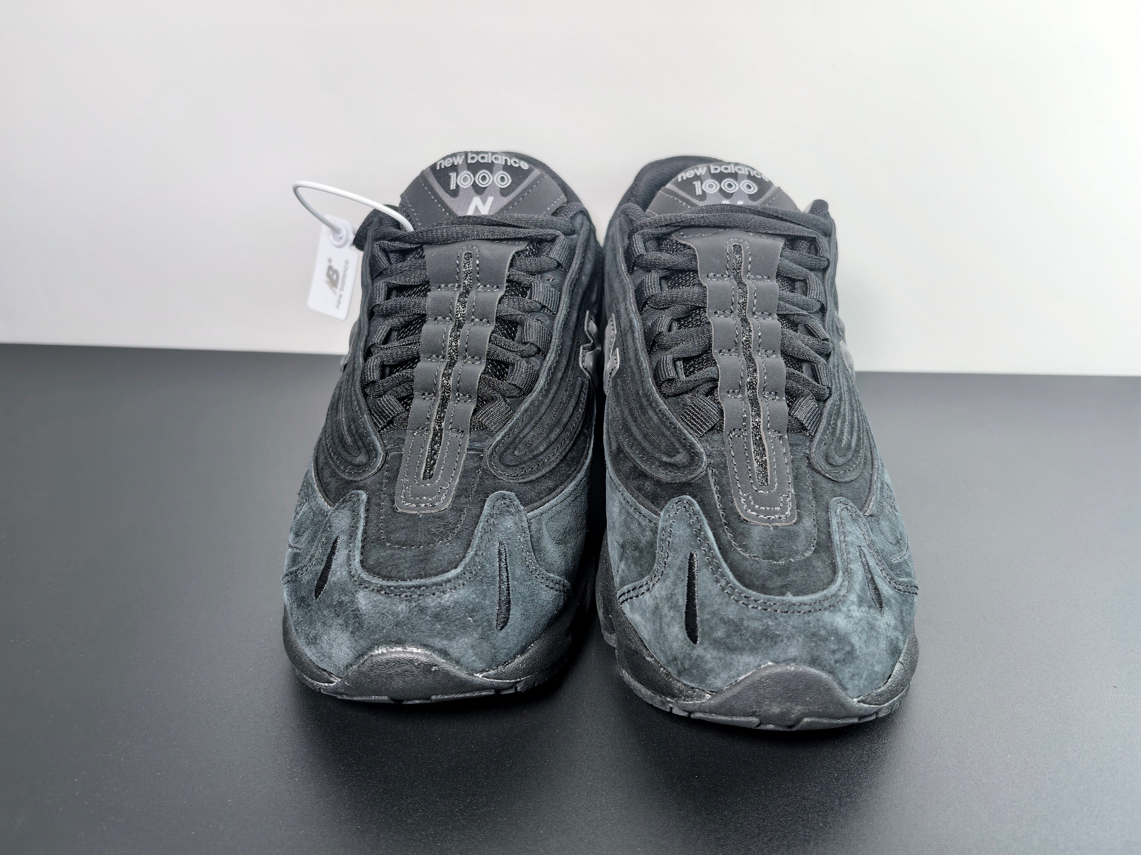 New Balance 1000 trainers