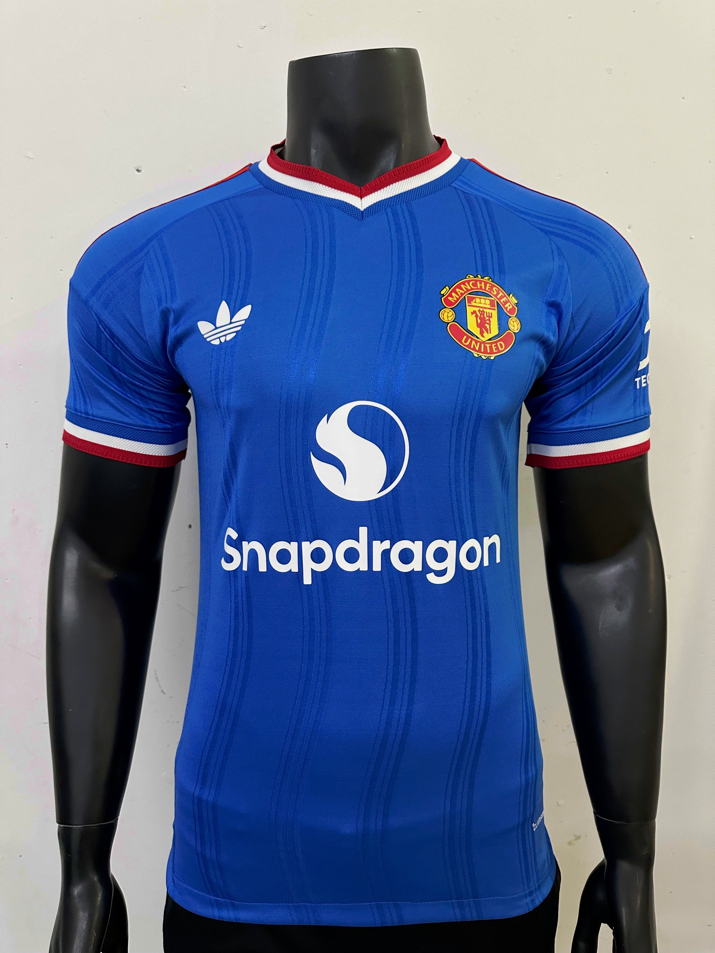 Manchester United 26-27 Away Kit